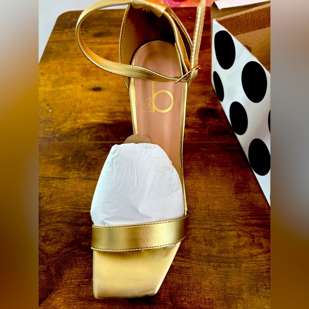 Bakers Gold Strappy Heels. Size 8. Bundle 3 for $15. Just used once. Like New!